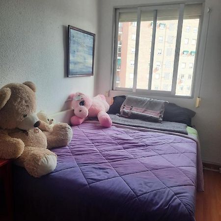 Una Habitacion Individual En Casa Familiar Dentro De Ciudad Patrimonio De La Humanidad Alcalá de Henares Esterno foto